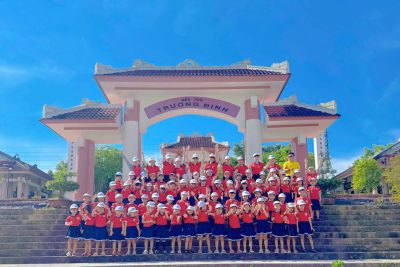 TỔ CHỨC CHO TRẺ THAM QUAN TRẢI NGHIỆM NHÀ THỜ TRƯƠNG ĐỊNH VÀ BIỂN MỸ KHÊ.